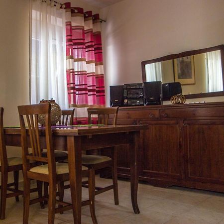 Elizabeth'S Place Ираклион Экстерьер фото