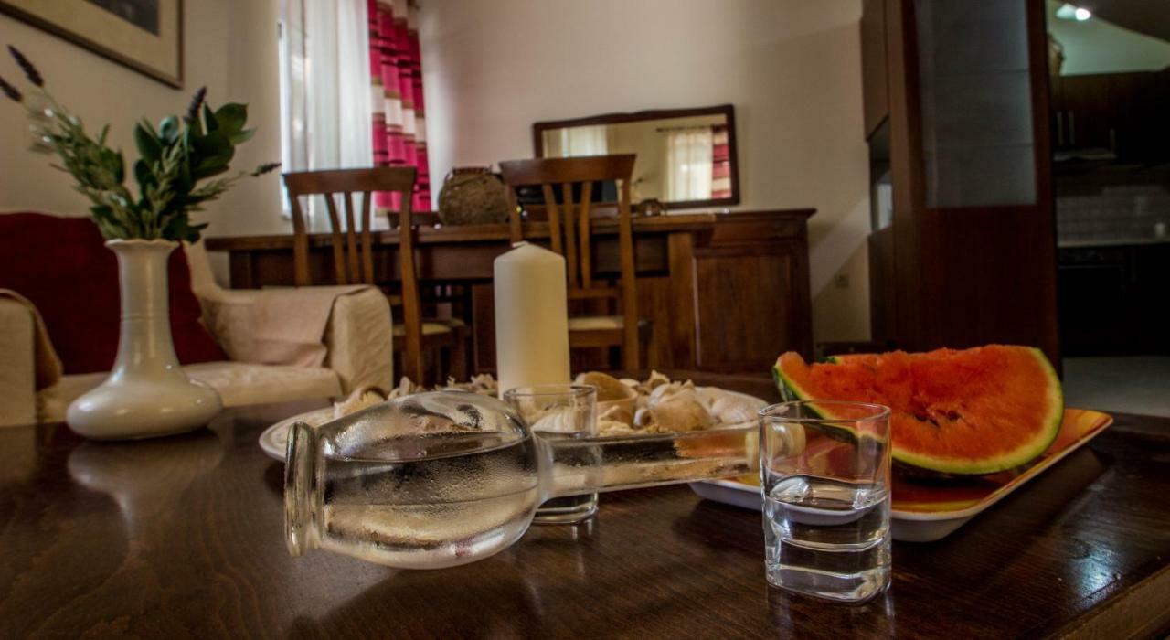 Elizabeth'S Place Ираклион Экстерьер фото