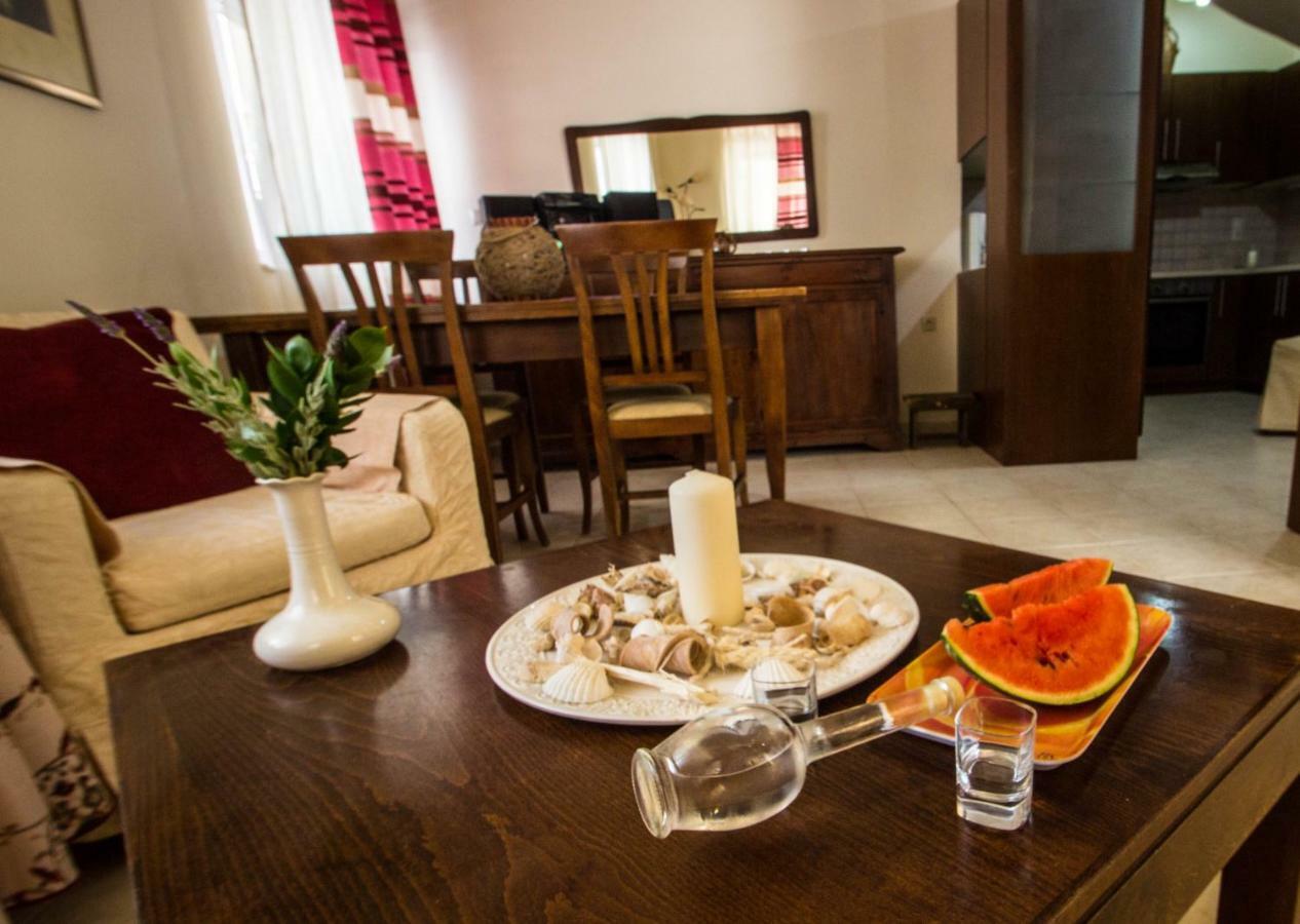 Elizabeth'S Place Ираклион Экстерьер фото